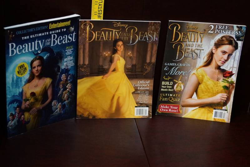 lot 531 image: 3 Beauty and the Beast Collectible BooksMagazines
