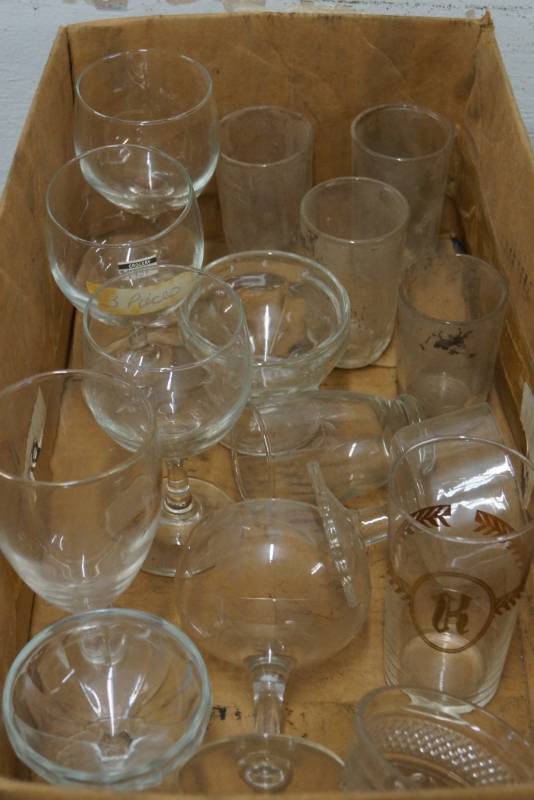 lot 107 image: Vintage Lot of 15 Glasses - Stemware and Others