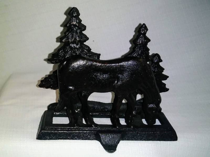 lot 481 image: Adorable Iron HorseWinter Scene Stocking and X-Mas Card Holder