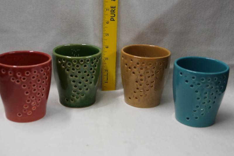 lot 126 image: GORGEOUS 4 Candle Holders by Florasense