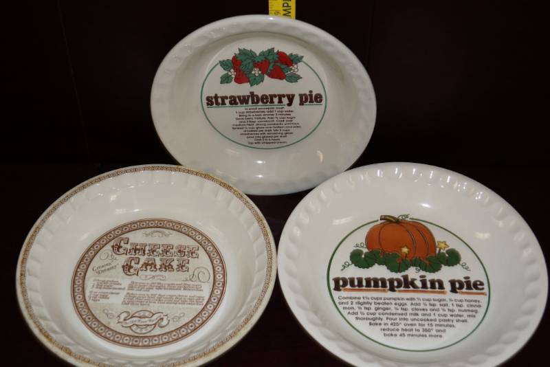 lot 154 image: 3  Recipe Pie Plates