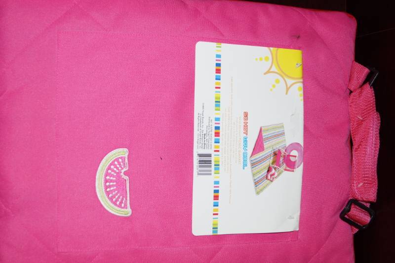 lot 162 image: So Hot Way Cool Water Resistant Picnic Blanket wZip Closed, Pink