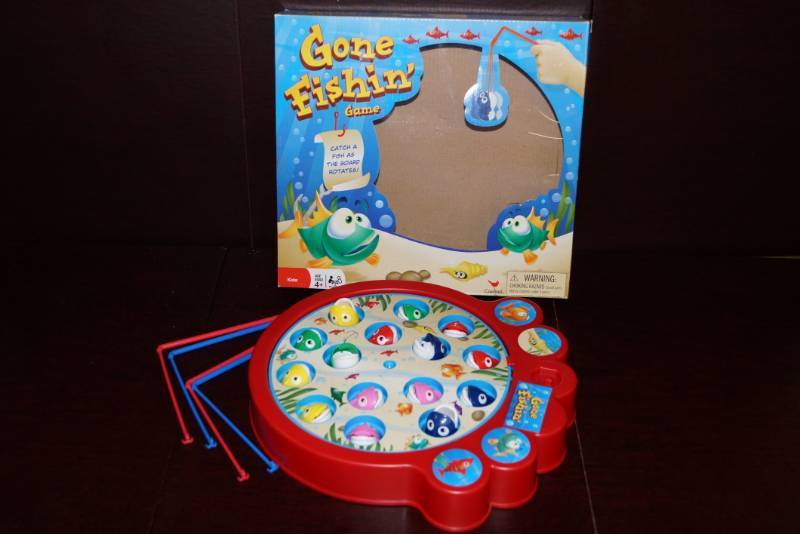 lot 582 image: NEW  Gone Fishing Game