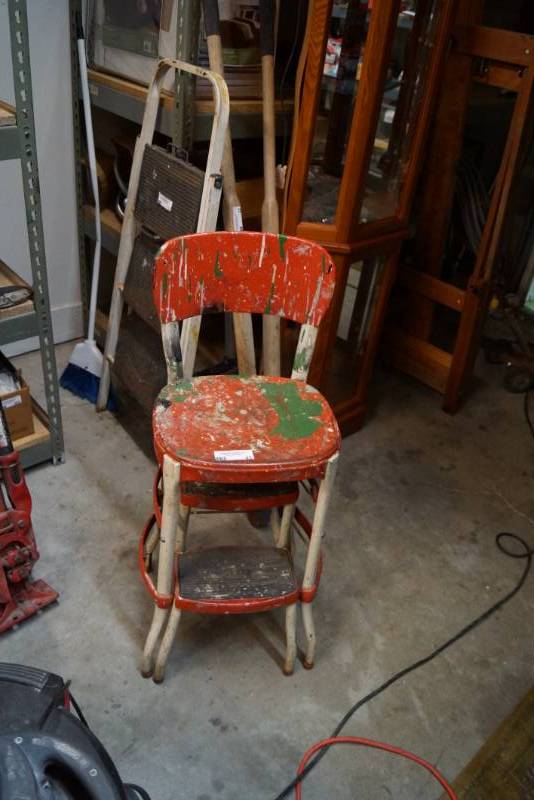 lot 45 image: Cosco 3 Step Stool-  Paint Splatters Add Charm