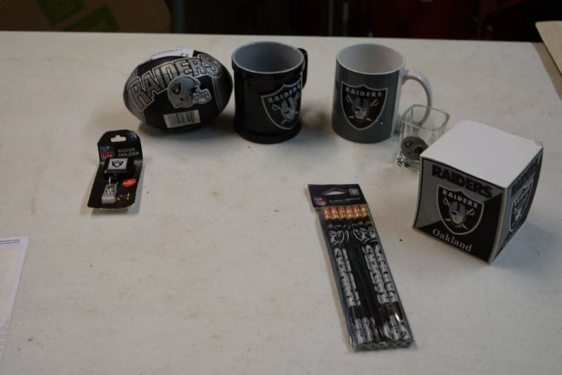 lot 71 image: Oakland Raiders NFL Fan Swag-  6 Pieces