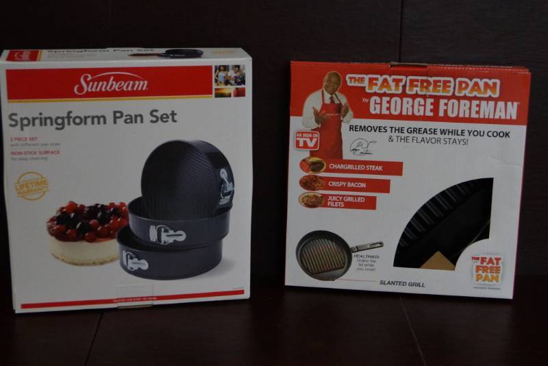 lot 180 image: Springform Pan Set- George Foreman The Fat Free Pan   Both NEW