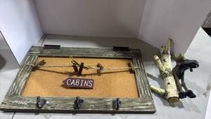 lot 1002 image: Decorative Rustic Cabin Wall Coat Rack with Cork Board hanger