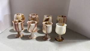 lot 1007 image: Carved onyx goblets 8