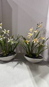 lot 1020 image: Faux Orchid Arrangement in Modern White Bowl