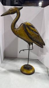 lot 1042 image: Decorative Metal Heron Statue 24 inches tall