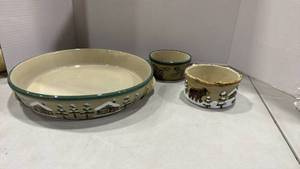 lot 1071 image: Sonoma lodge chip bowl and more