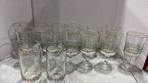 lot 1076 image: Arbys 1987 Christmas Collection Holly Berry Wine Glasses and more