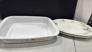 lot 1082 image: Corning ware baking dish and 2 Pfaltzgraff platters