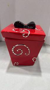 lot 1117 image: Red Ceramic present Cookie Jar 8 inches tall