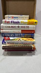 lot 1119 image: Diet cook books and more