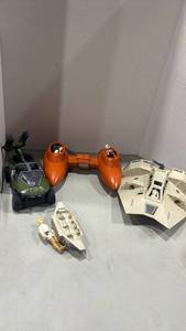 lot 1159 image: Star Wars Cloud City Playset with Twin-Pod Cloud Car and more