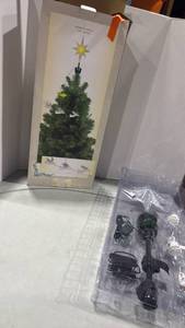 lot 1200 image: Animated Angels Christmas Tree Topper