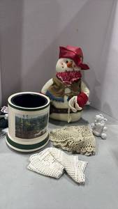 lot 1207 image: Western Cowboy Snowman & Wildlife candle warmer and more