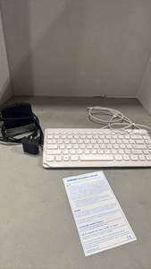 lot 1246 image: White USB Wired Keyboard with ReSound Audio Interface