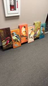 lot 1317 image: Birds on canvas wall decor 24 x 60 in