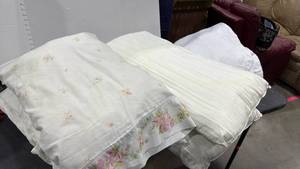 lot 1411 image: 2 king pillows, 3 standard pillows and bedskirt