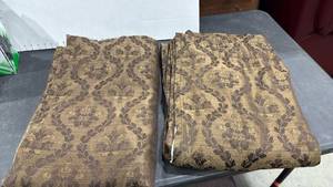 lot 1417 image: 2 lined curtain panels approx 52x84