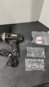lot 1440 image: Craftsman 38 electric drill and drill bits