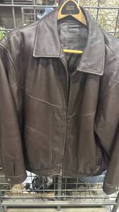 lot 1508 image: Boundary Waters Leather Motorcycle Jacket