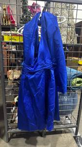 lot 1514 image: Pretty Maids formal dress size 20