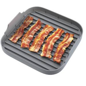 lot 16331 image: Silicone Microwave Bacon Cooker, Large Microwave Bacon Tray, Grey - Retail $21