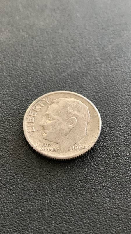 lot 6 image: 1964-D Roosevelt Silver Dime US Coin 90% silver