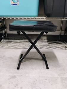 lot 1004 image: Black Keyboard Piano Bench with X-Style Stand