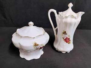 lot 1033 image: White Porcelain Rose Tea Set with Gold Trim