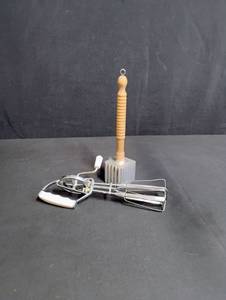 lot 1060 image: 1960s Hand Operated Egg Beater with Wooden Handle