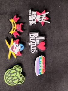lot 1085 image: Rock Music Theme Croc Pin Collection
