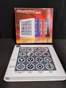 lot 1117 image: FlashPad 2.0 Electronic Memory Game