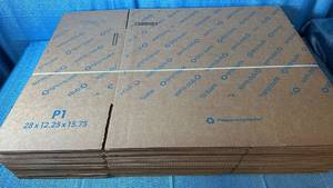 lot 2024 image: ShippingMoving Boxes 28x12.25x15.75. Qty 25.