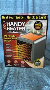 lot 2071 image: Handy Heater Pure Warmth 1200W Ceramic Space Heater
