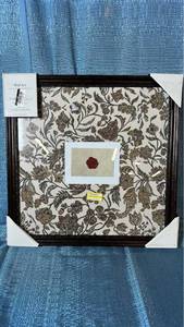 lot 2098 image: Threshold 16x16 Wall Art.