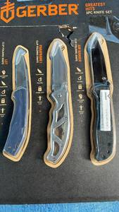 lot 3011 image: Gerber 3 Piece Clip Folding Knife Set