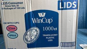 lot 3015 image: WinCup Translucent Plastic Lids - 1000 Count