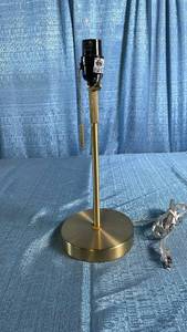 lot 3029 image: Modern Brass Table Lamp Base with Pull Chain