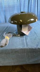 lot 3042 image: Threshold Touch Sensor Table Lamp - Olive Green