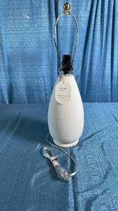 lot 3051 image: Threshold White Ceramic Table Lamp with 3-Way Switch