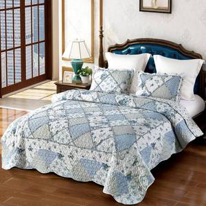 lot 101520 image: Oversized King Size Blue Floral Plaid Patchwork Quilt Set 128x120 Extra Wide Super King Size Rversible Quilted Bedspread Coverlet Set 3-Piece Comforter Bedding Set Bed Cover with 2 Pillow Shams
