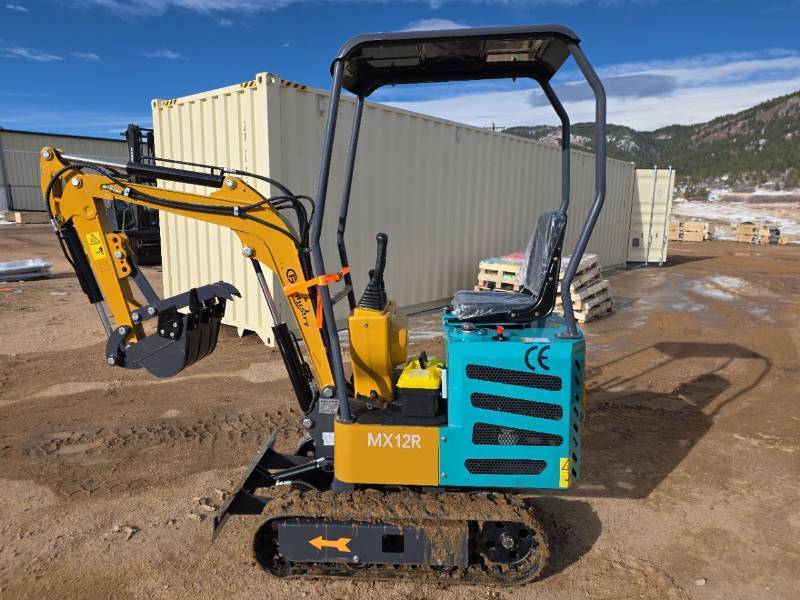 lot 3993 image: CFG Industrial MX12R Mini Excavator