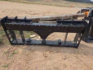 lot 4256 image: Wolverine PFF3-13-45W Pallet Fork Frame