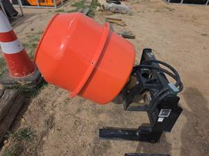 lot 4258 image: IRanch Pro Concrete Mixer Bucket For Mini Skid Steer