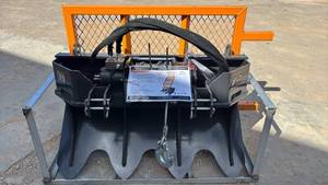 lot 4270 image: Arteer 15000lbs Skid Steer Winch Model SS-15000G