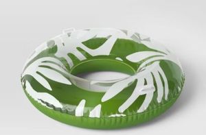 lot 2634 image: 48 Tube Handles Inner Tube - Sun Squad Green PVC Pool Float, 1 Person - Retail $10